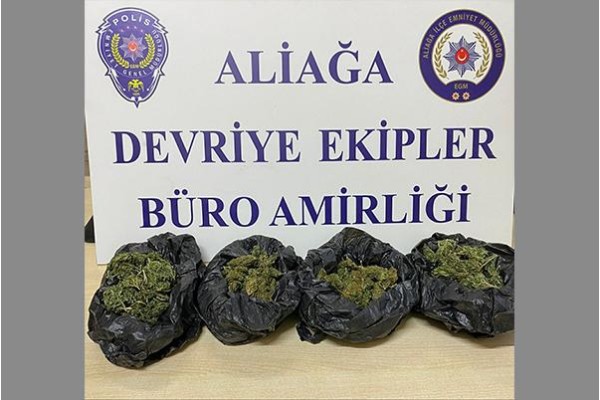 DURDURULAN ARAÇTAN UYUŞTURUCU ÇIKTI