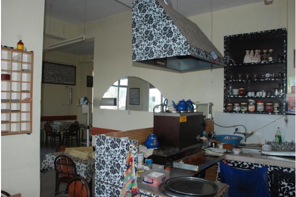 AVCILAR LOKALİ SOYULDU