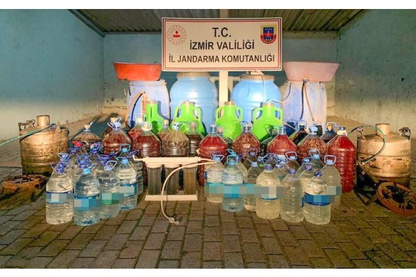 972 LİTRE KAÇAK İÇKİ ELE GEÇİRİLDİ