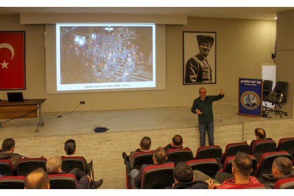 TÜRKİYE İŞÇİ SINIFI VE SENDİKALAR TARİHİ ANLATILDI