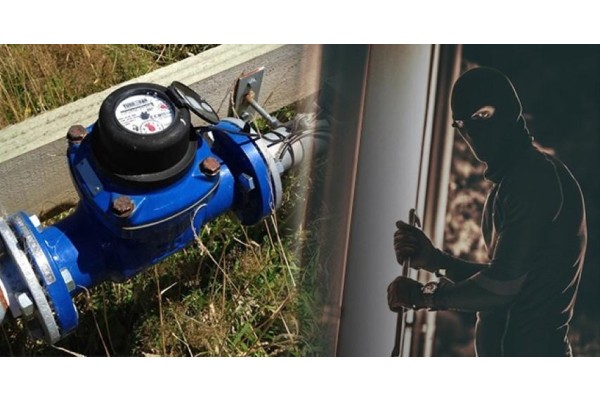 SU SAYACI ÇALDIKLARI İDDİASIYLA 2 KİŞİ YAKALANDI