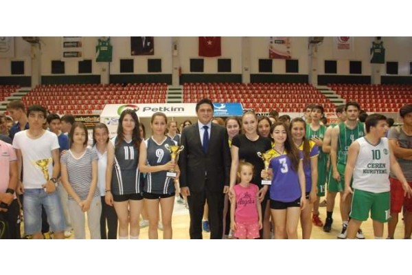 ÖDÜLLER SAHİPLERİNİ BULDU