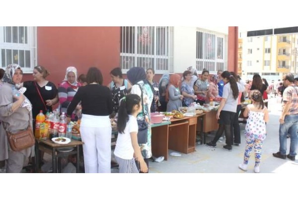 ŞEHİT ÇAVUŞ BÜLENT KULA 'DA YIL SONU KERMESİ