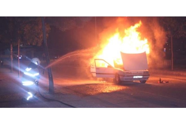 SEYİR HALİNDEKİ OTOMOBİLDE YANGIN