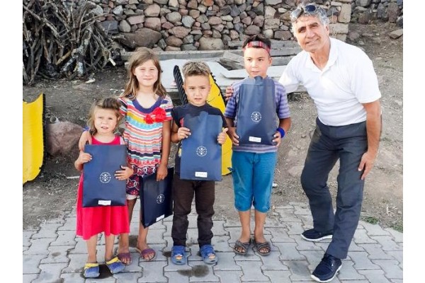 BAYRAMDA TÜM YÜZLER GÜLSÜN DİYE