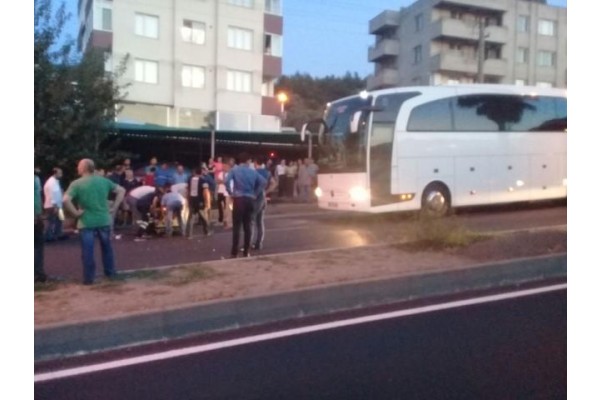 OTOBÜS VATANDAŞA ÇARPTI