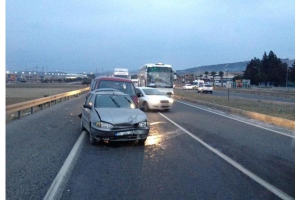 ZİNCİRLEME ‘TİLKİ’ KAZASI: 5 YARALI