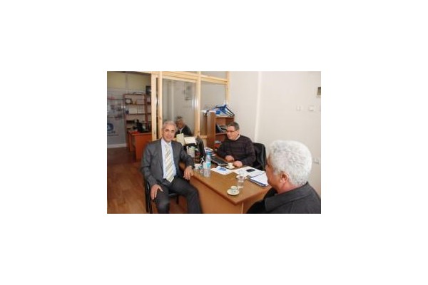 Opr.Dr. Orhan Akıncı gazetemizi ziyaret etti