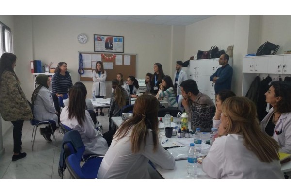 İYİ DERSLER’DE DİYABET SEMİNERİ