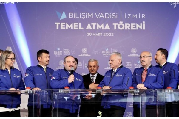 BİLİŞİM VADİSİ İZMİR'İN TEMELİ ATILDI