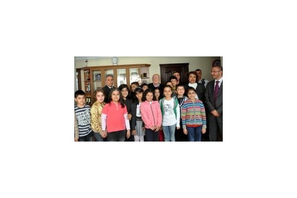 DİYARBAKIR’DAN ALİAĞA’YA GÖNÜL KÖPRÜSÜ KURULDU