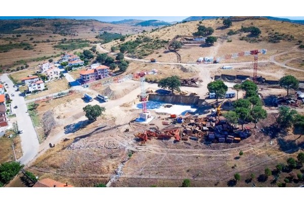 TOKİ KONUTLARI İNŞAATI BAŞLADI