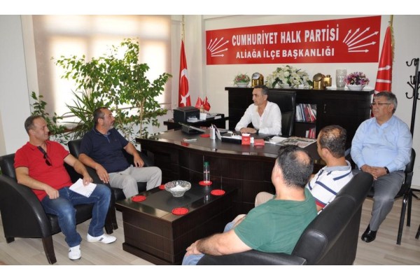 ENGELLİLERDEN CHP’YE ‘GEÇMİŞ OLSUN’ ZİYARETİ