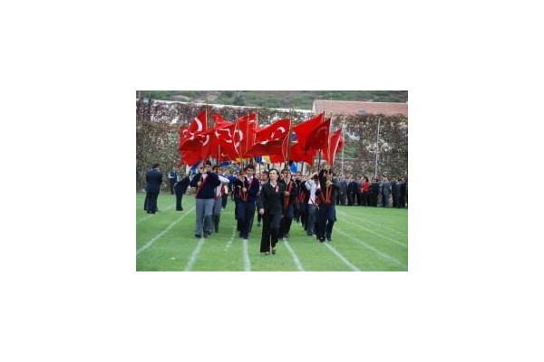 YAŞASIN CUMHURİYET!