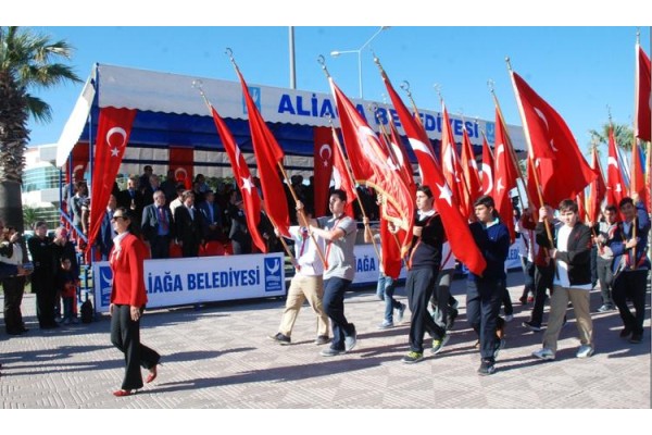 ALİAĞA’DA CUMHURİYET COŞKUSU