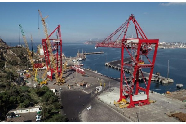 DEVASA VİNÇ 8 SAATTE 600 METRE TAŞINDI