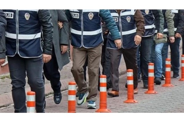FETÖ OPERASYONUNDA 23 ŞÜPHELİYE GÖZALTI KARARI