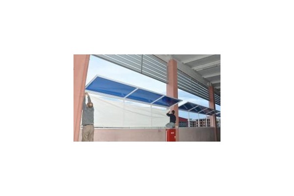 Kapalı Pazaryeri’ne rüzgâr kesici panel