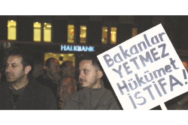 Aliağa'dan yolsuzluk tepkisi