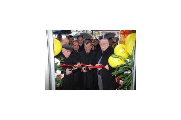 Güleçpiliç açıldı