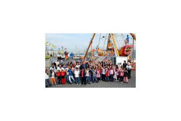 Muhtar’dan çocuklara büyük jest