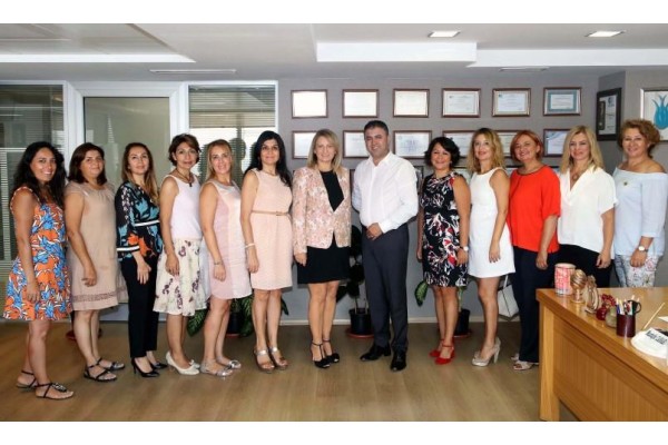 İŞ KADINLARINA KOSGEB DESTEĞİ