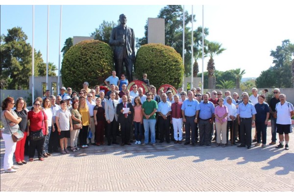 CHP VE ADD’DEN ATA’YA SAYGI