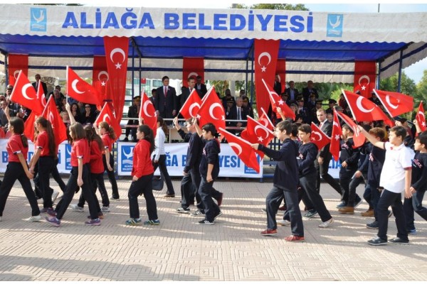 YAŞASIN CUMHURİYET