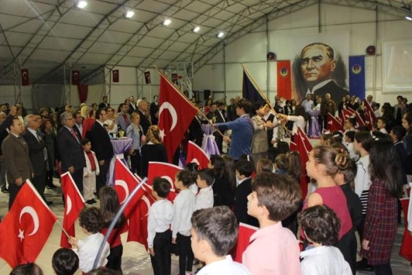 TED’DE CUMHURİYET RESEPSİYONU