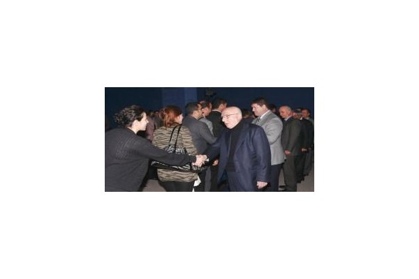 Çalışanlara Yeni  Yıl Hediyesi