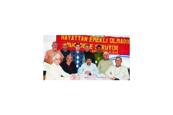 Emekli-Sen'den 'kıyak emeklilik' tepkisi