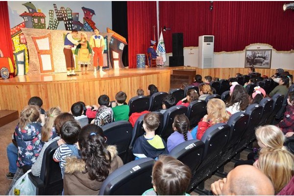 ‘MASAL DÜNYASI’ FOÇA’DA