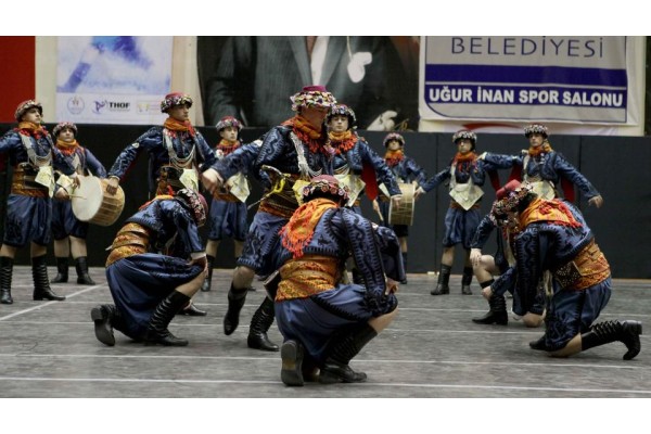 İZMİR’İ TEMSİL EDECEKLER