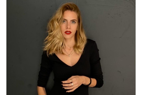 ‘HER HİKAYEMDE KADININ İZİ VAR’