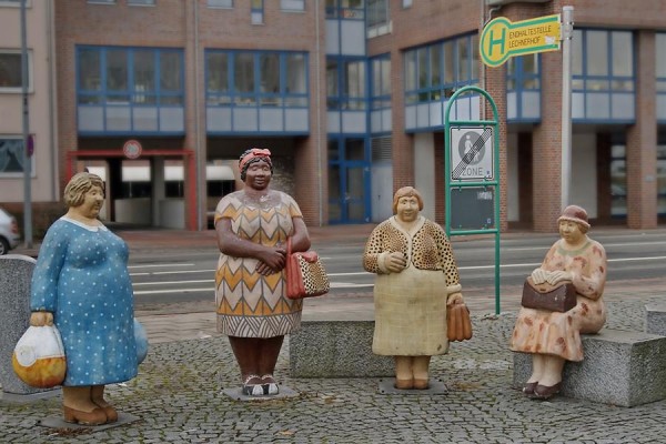 “GÜNDELİK İNSANLAR” SOKAKTA…