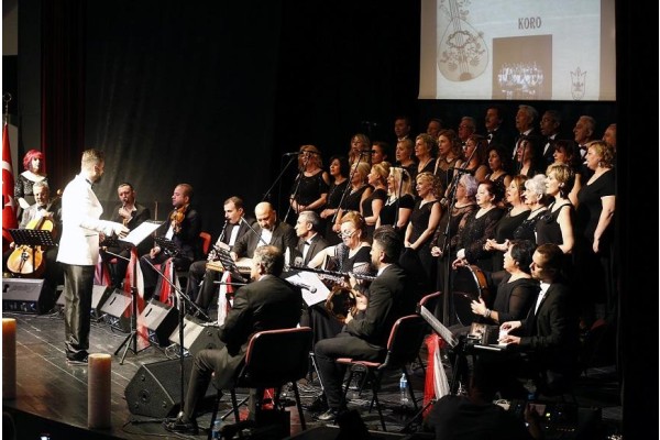AMATÖR KORODAN PROFESYONEL KONSER