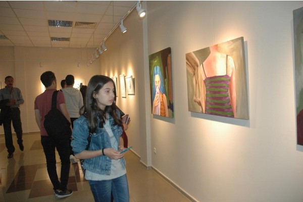 EGE’DE “BEŞ +1” RESİM SERGİSİ