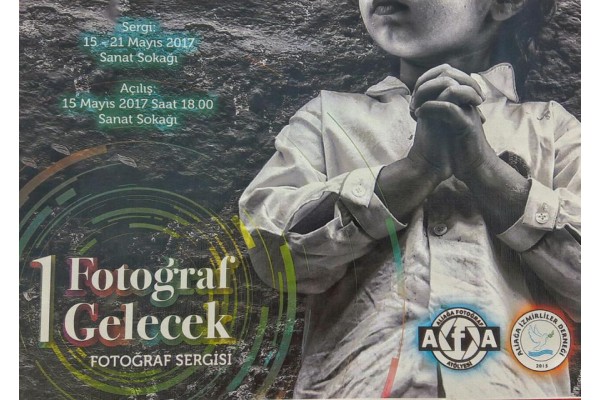 “GELECEK” İÇİN BİR FOTOĞRAF DA SEN AL…