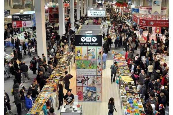 İZMİR KİTAP FUARI ERTELENDİ