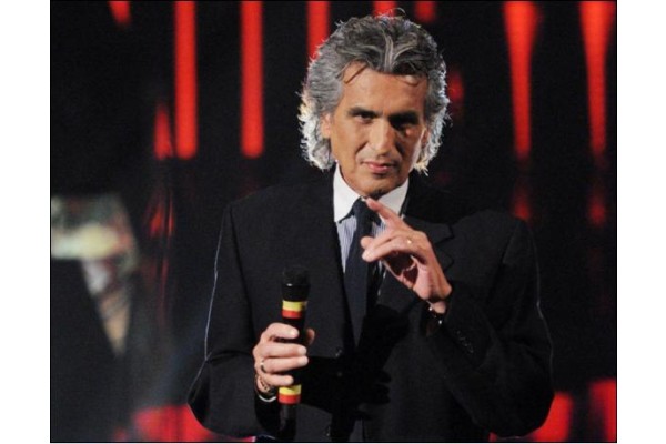 EFSANE İZMİR’E GELİYOR