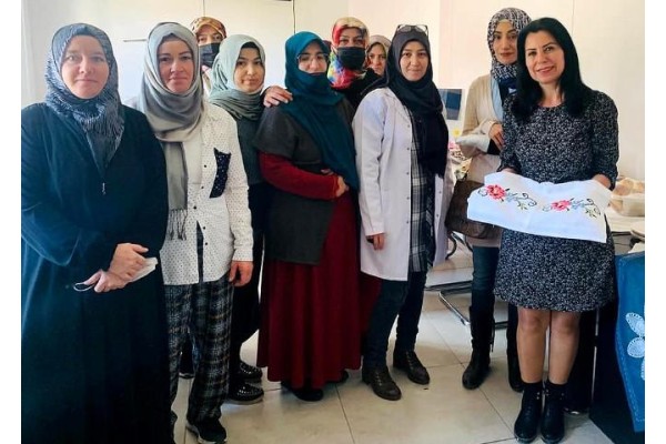 YILMAZ’DAN MUHTARLIK VE KURS ZİYARETİ