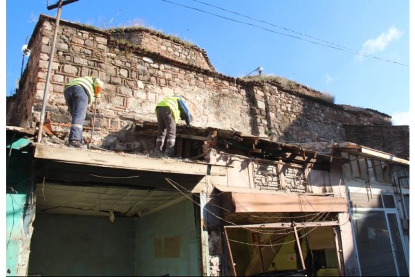 TARİHİ BEDESTEN GÜN YÜZÜNE ÇIKIYOR