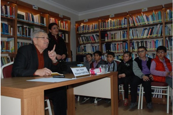 YAZAR YURTTAŞ, “ALİAĞA SAĞLIKLI BÜYÜMÜYOR”