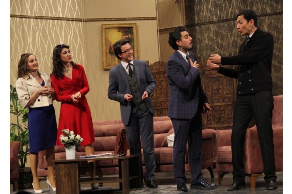 OYUNA BİR GELEN BİR DAHA GELİYOR