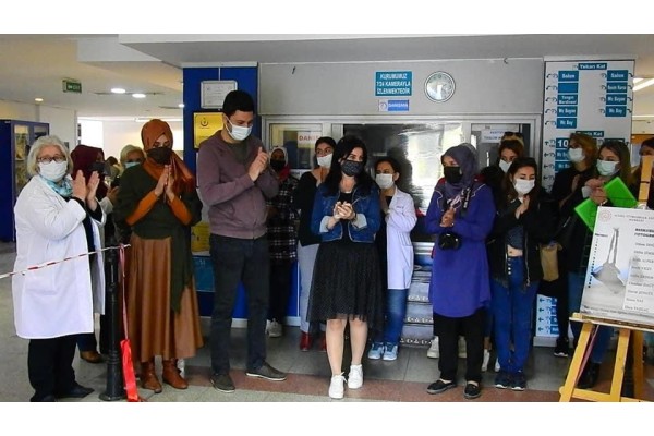 “RENKSİZLİKTE RENK” SERGİLENDİ