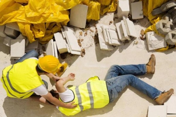 AŞIRI SICAKTA İŞ KAZASI RİSKİ ARTIYOR