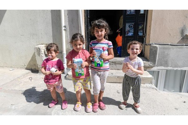 Çocuklar ‘Süt Kuzusu’ ile büyüyor