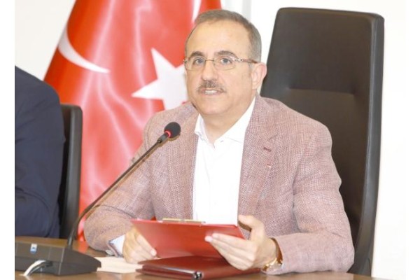 "SAĞLIK ÇALIŞANLARIMIZIN BARINMA SORUNU YOK"