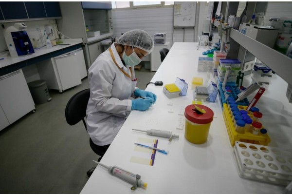 KORONAVİRÜS 5 DAKİKADA TEST EDİLECEK