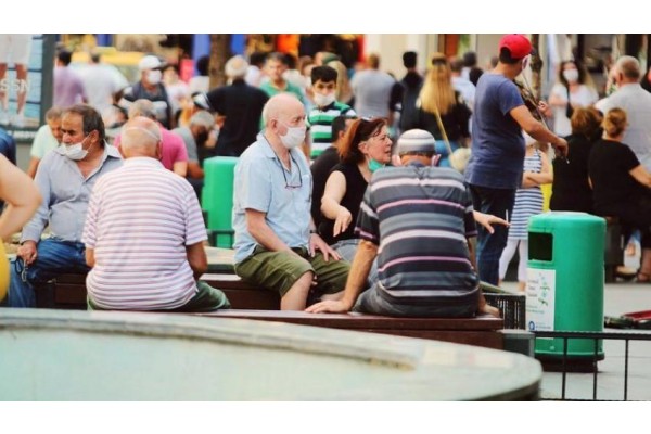 İZMİR'DE VAKA SAYISI ARTTI